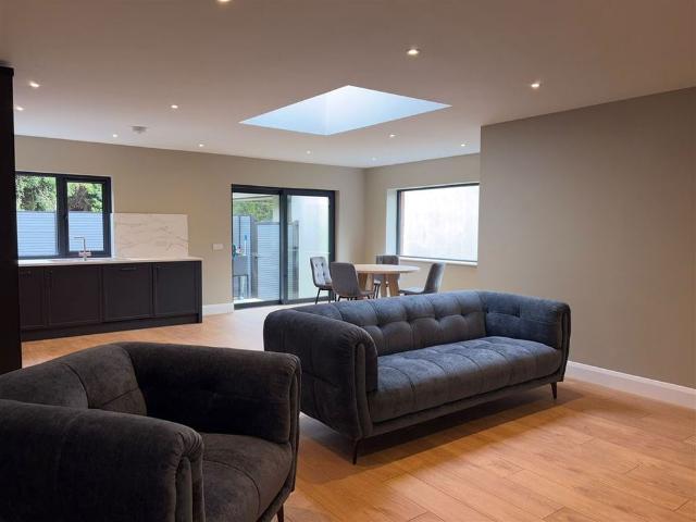 Studio to rent in Clondalkin, North Tipperary