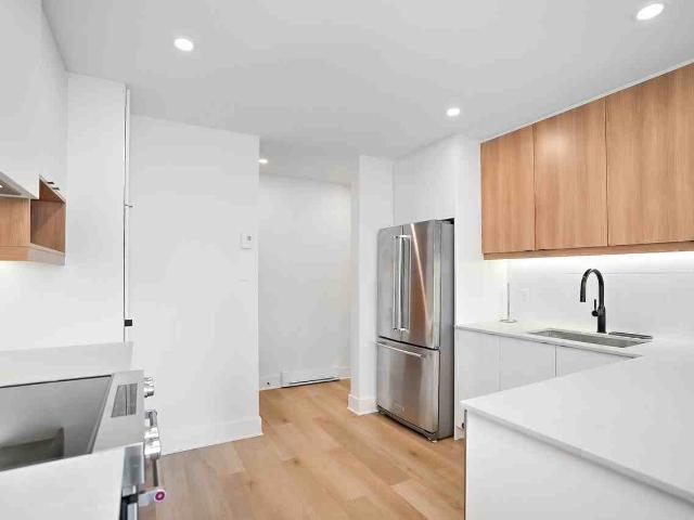 Apartment for rent in Le Plateau-mont-royal, St. Leonard's