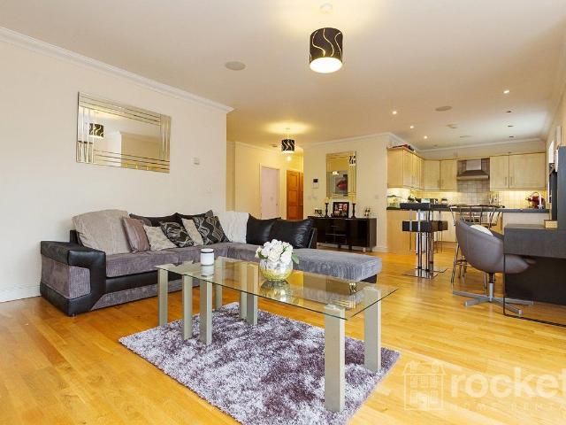 Apartment for rent in Hempstalls, Butterton