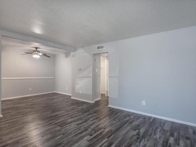 Apartment for rent in Bedford, Texas