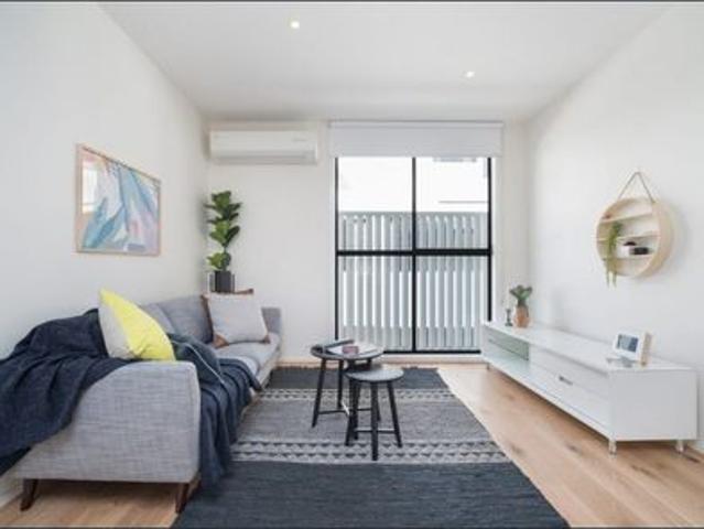 Townhouse for rent in Camerons Creek, Victoria