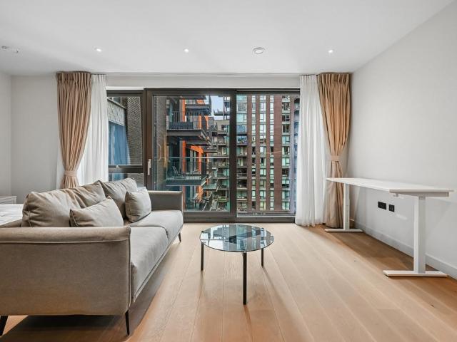 House for rent in Nine Elms, Greater London