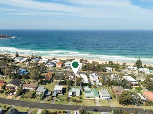 House for sale in Mollymook Beach, Shoalhaven City Council
