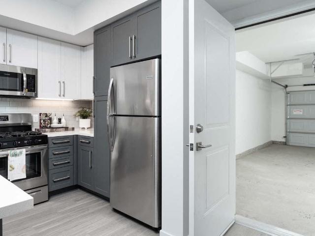 Apartment for rent in Corona, California