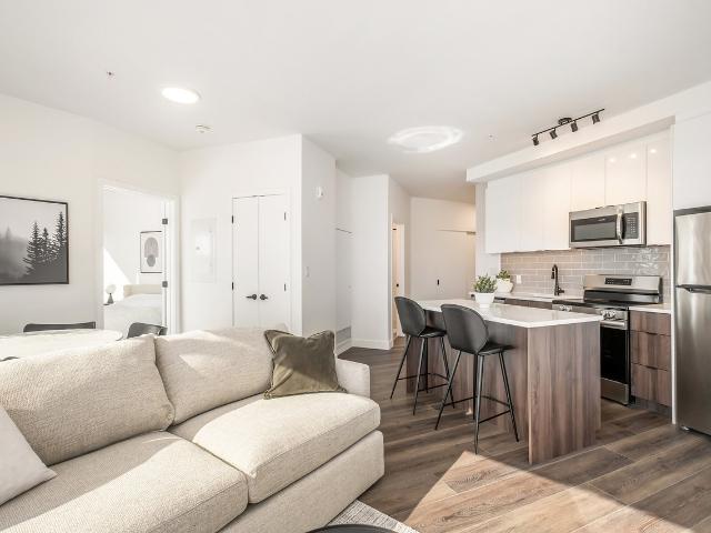 Apartment for rent in Pineview, Ottawa