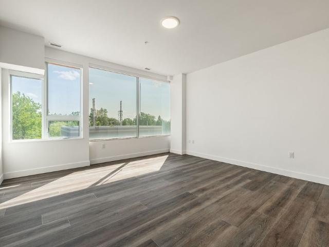 Apartment for rent in Mulhurst Bay, Ontario