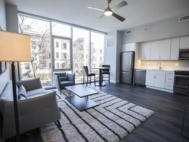 Townhouse for rent in Chicago