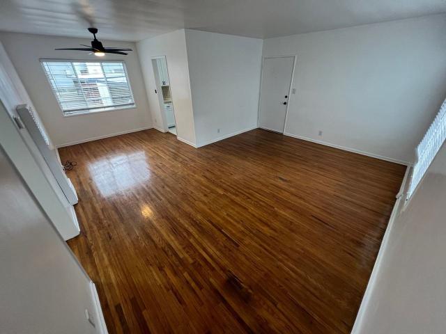 Apartment for rent in Jefferson Park, Los Angeles