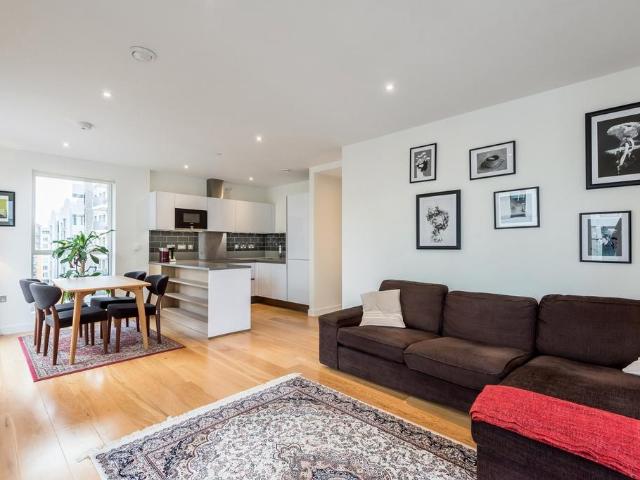 House for rent in Greenwich Peninsula, Greater London