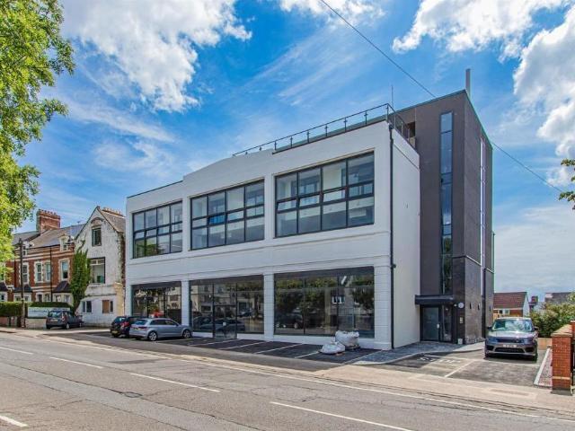 Apartment for rent in Penarth Marina, Penarth