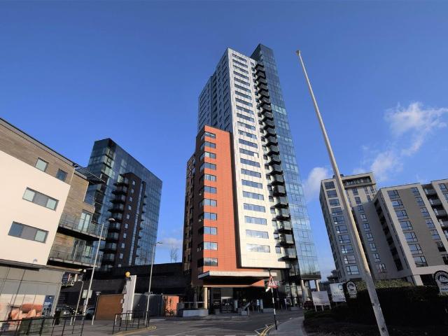 Apartment for rent in Ocean Village, City Of Southampton