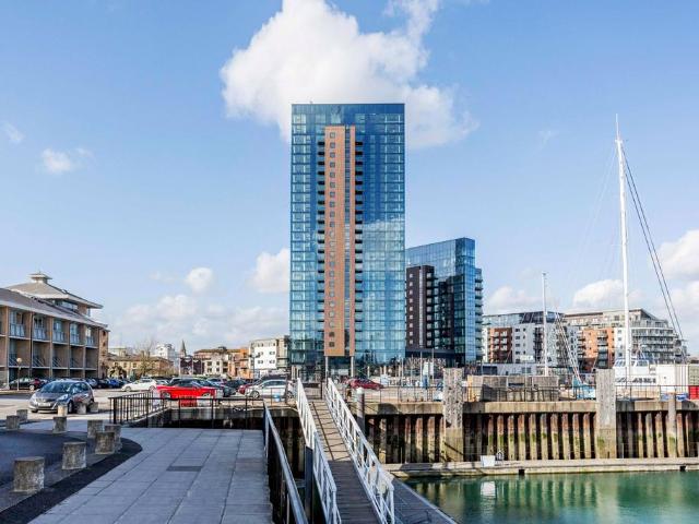 Apartment for rent in Ocean Village, City Of Southampton