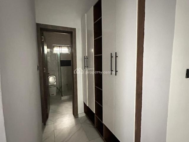Flat for sale in Lekki, Lagos