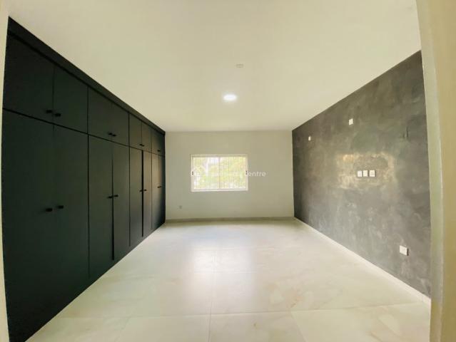 Duplex for rent in Eti Osa, Lagos