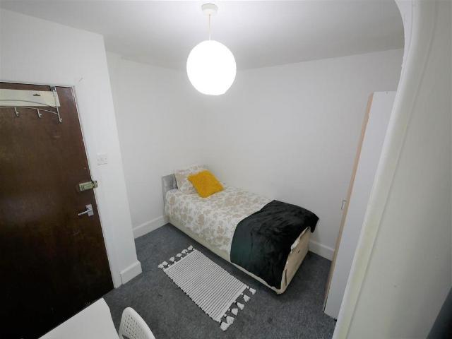 House for rent in West Cliff, Bournemouth