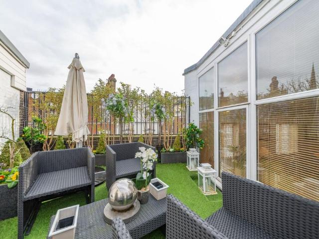 Apartment for rent in West Hampstead, Greater London