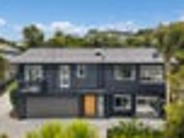 House for sale in Wairau Valley