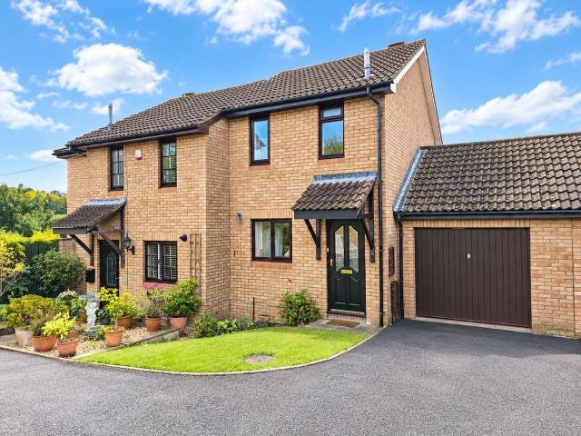 House for rent in Llantilio Pertholey, Mardy