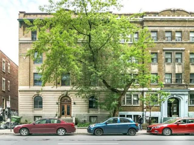 Apartment for rent in St. Leonard's, Quebec