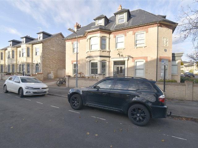 Studio for rent in Chesterton, Arbury