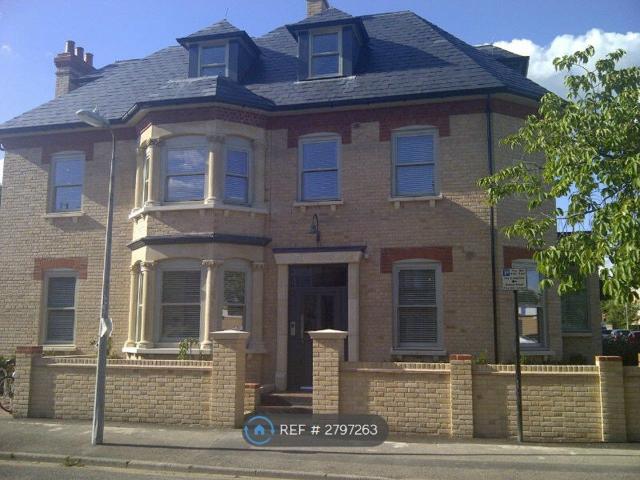 Studio for rent in Chesterton, Arbury