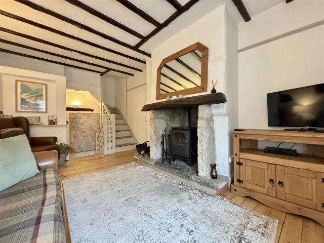 House for rent in Froggatt, East Midlands