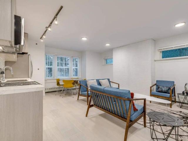 Apartment for rent in Lower Robson, Vancouver