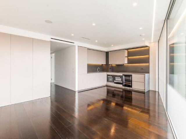 Apartment for rent in Victoria, Greater London