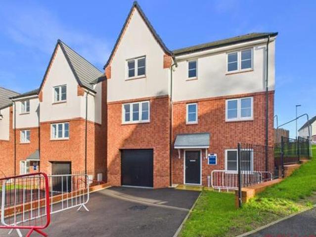House for sale in Mansfield Woodhouse, Mansfield