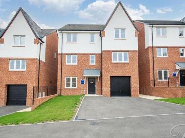 House for sale in Potters Corner, East Midlands