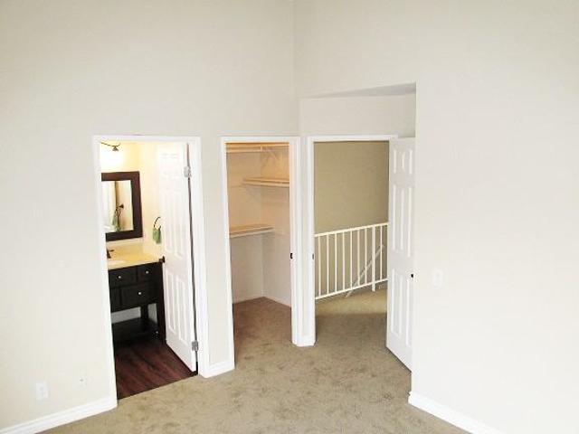 Apartment for rent in Burbank, California