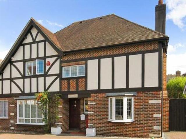 House for rent in Goddards' Green, Perryfields