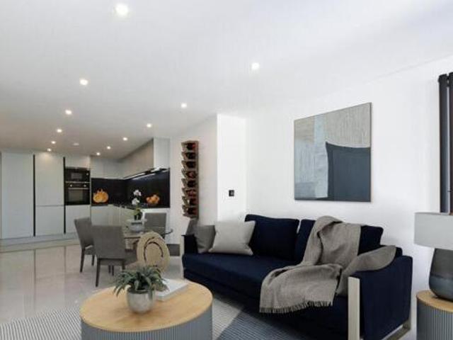 House for sale in Bushey