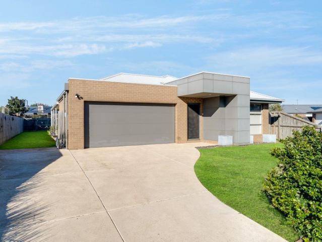 House for sale in Ocean Grove, Victoria