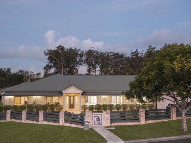 Cottage for sale in Toombul, Queensland