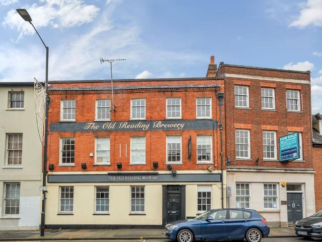 Apartment for rent in Reading