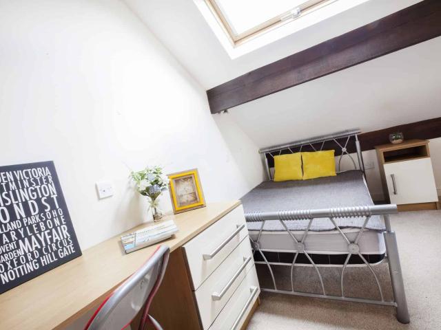 Apartment for rent in Huddersfield, West Yorkshire