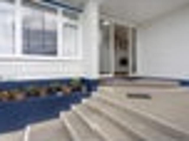 House for sale in Otakou
