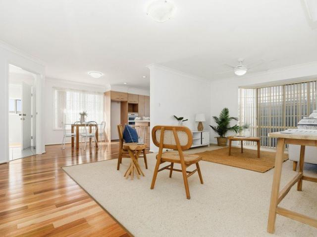 Villa for sale in Ambergate, New South Wales