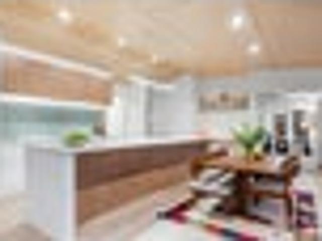 House for sale in Chaslands, Canterbury