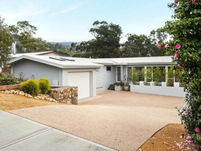House for sale in Sandy Bay