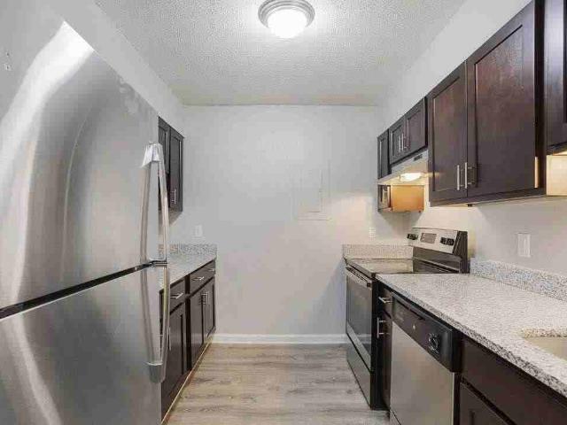 Apartment for rent in Hoover, Alabama