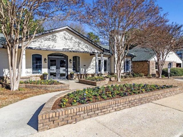 Apartment for rent in Hoover, Alabama