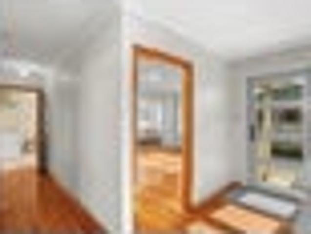 House for sale in Chaslands, Canterbury