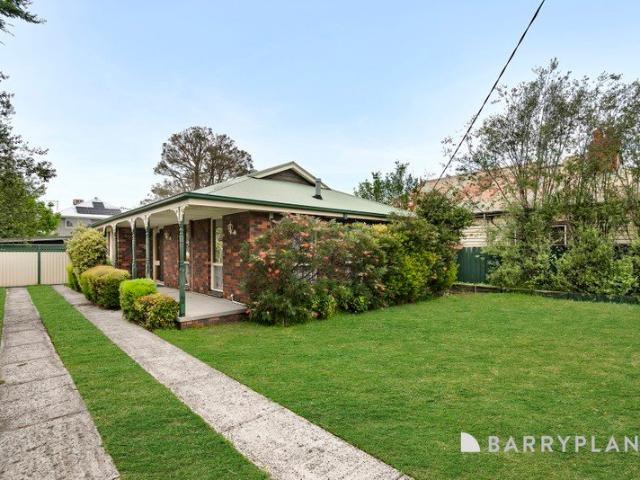 House for sale in Beaconsfield, Melbourne