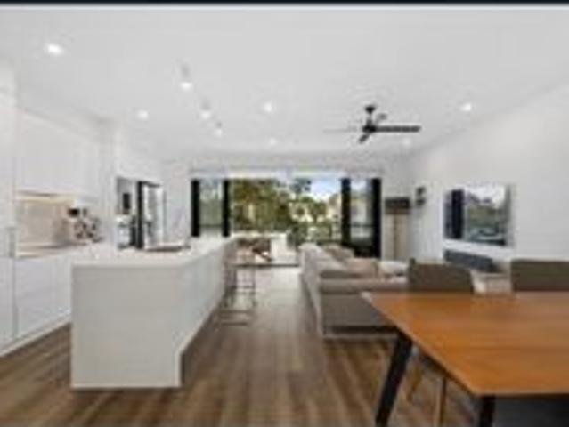 Townhouse for rent in Toombul, Queensland