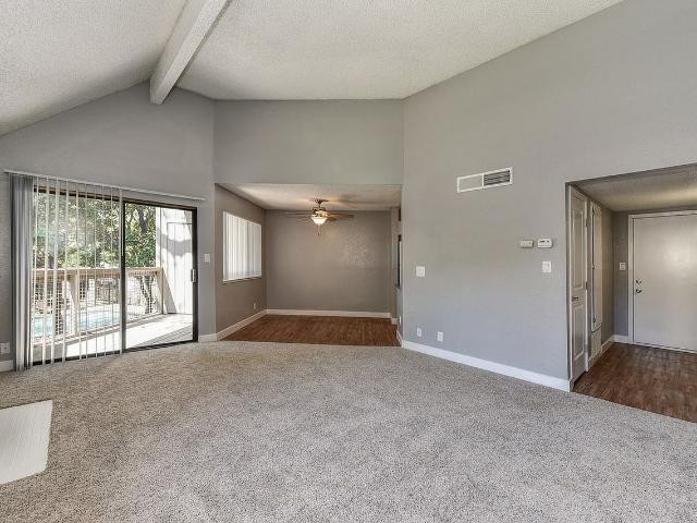 Apartment for rent in Carmichael, California
