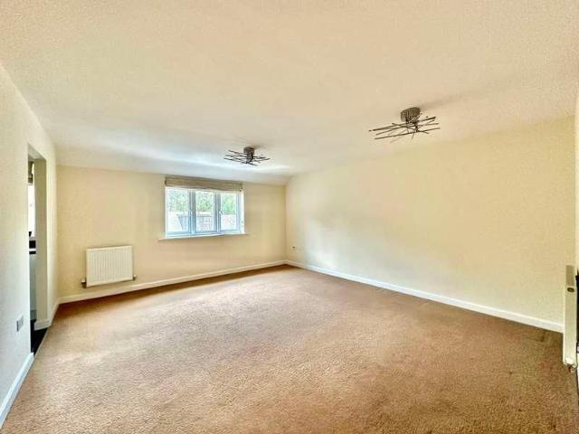 Apartment for rent in Hollybank, New Forest