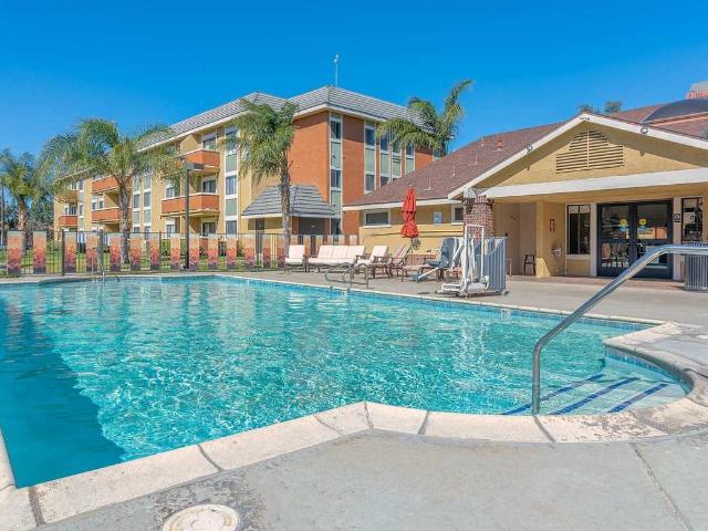 Apartment for rent in Fontana, California