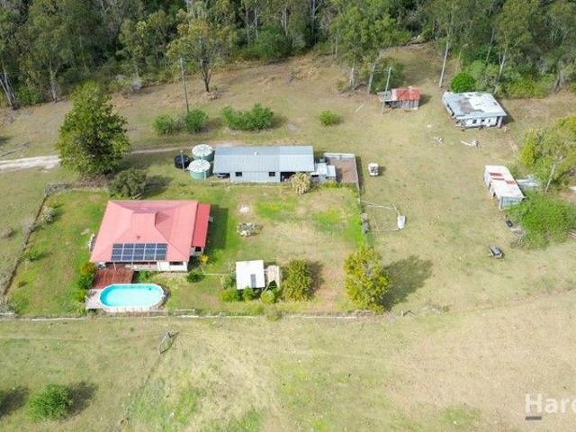 Cottage for sale in Eureka, Queensland